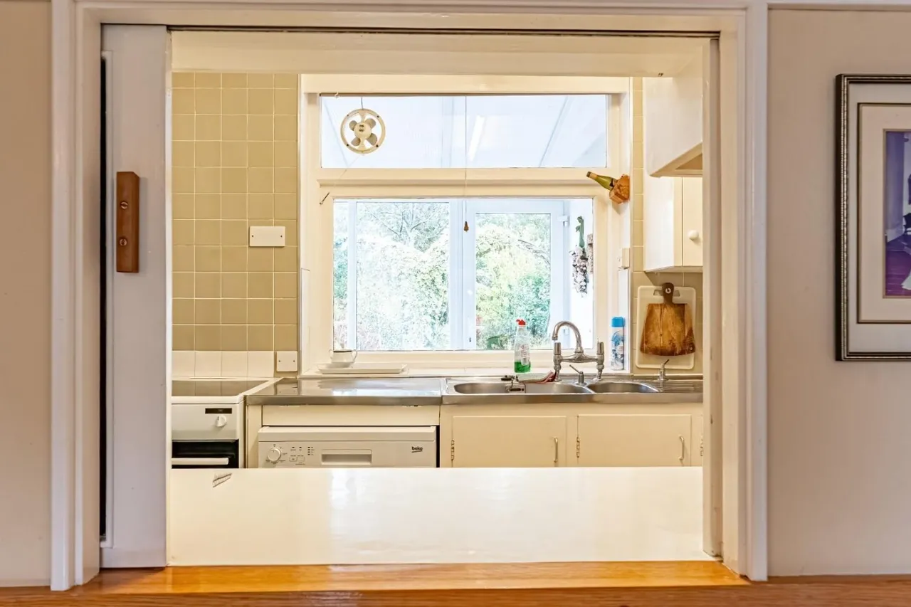 Browns Lane, Hastoe, HP23, photo 9