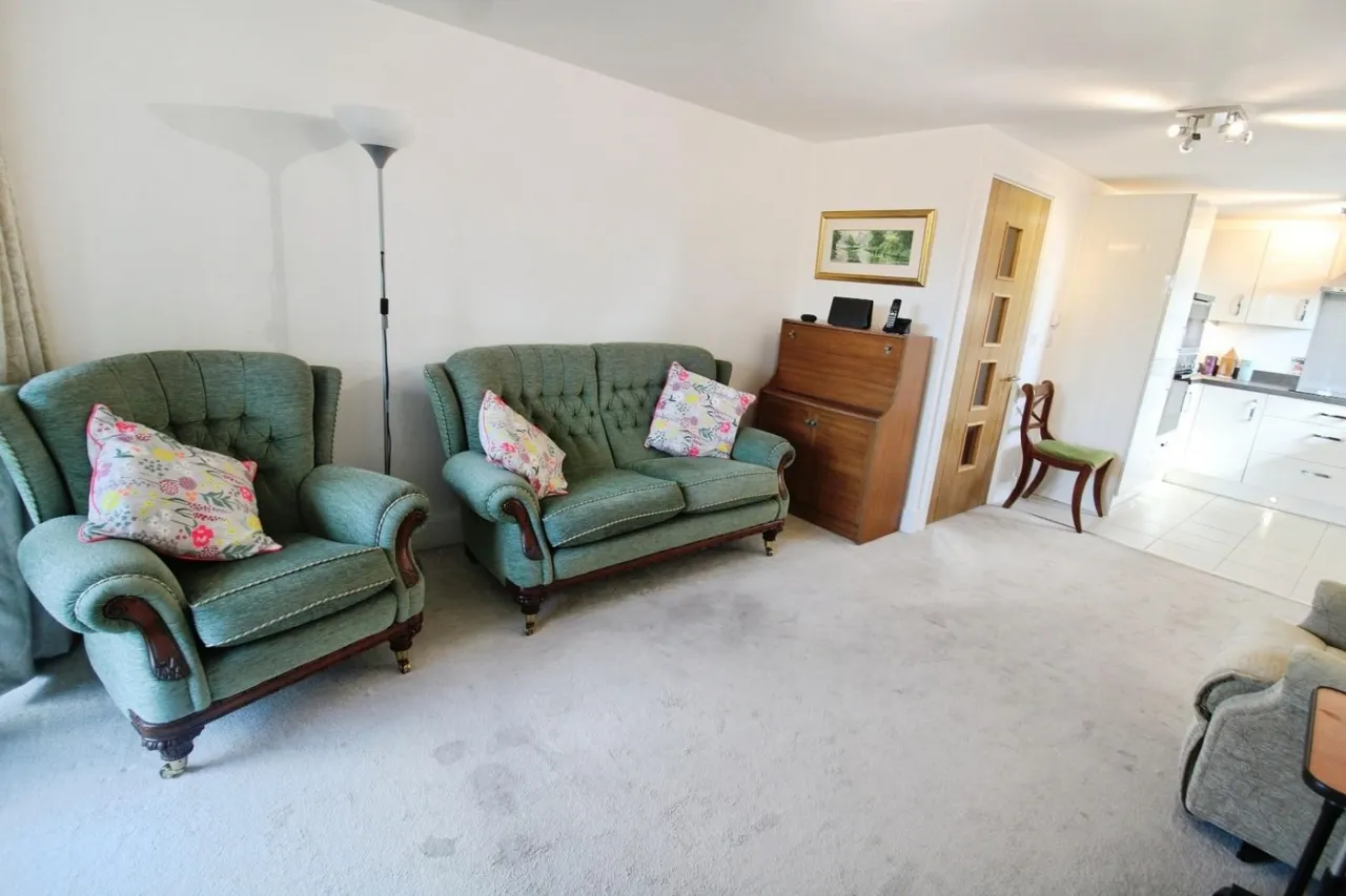 Albion Road, DA6, photo 6