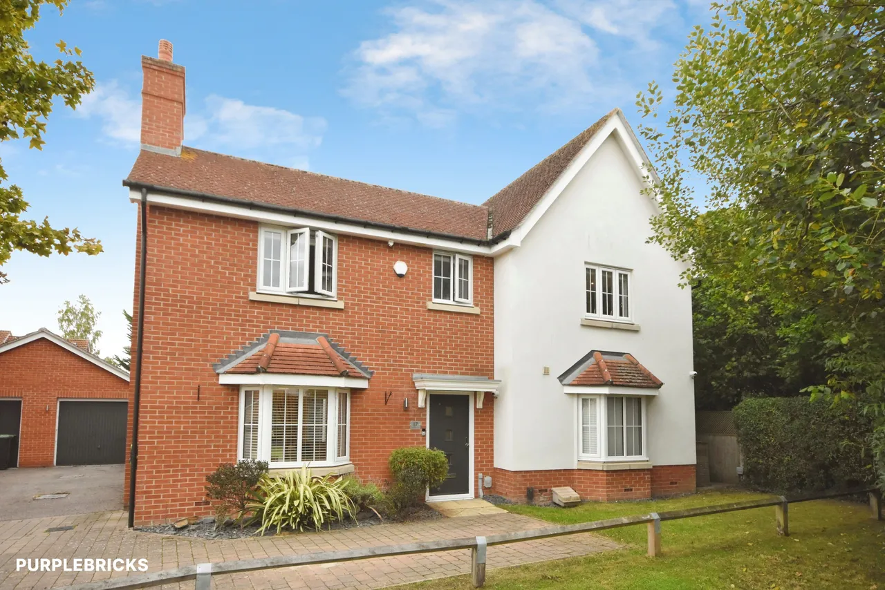 4 bed house for sale, Chapmans Close, Dunmow, CM6