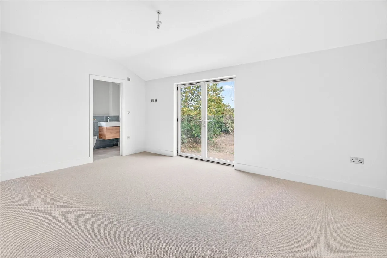 Holbrook, Ipswich, IP9, photo 21