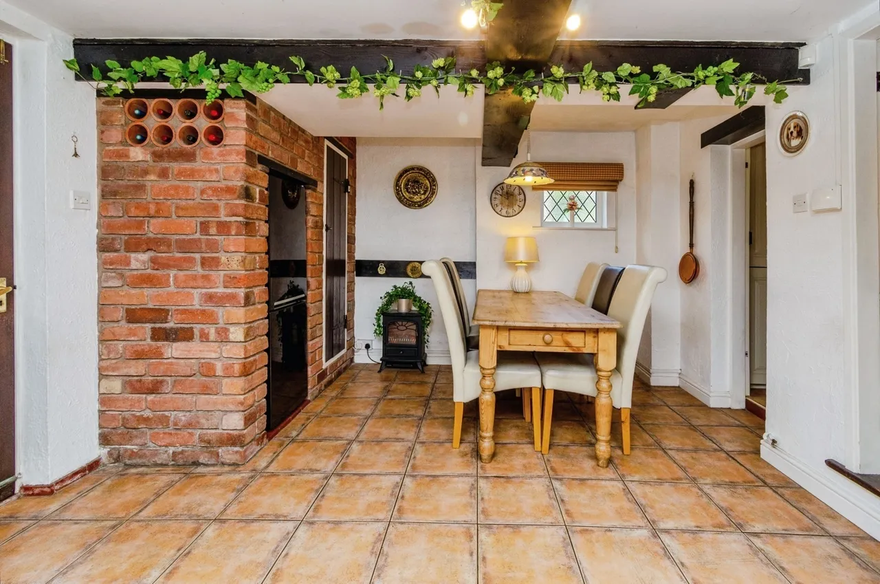 Church Road, Tettenhall Wood, WV6, photo 7
