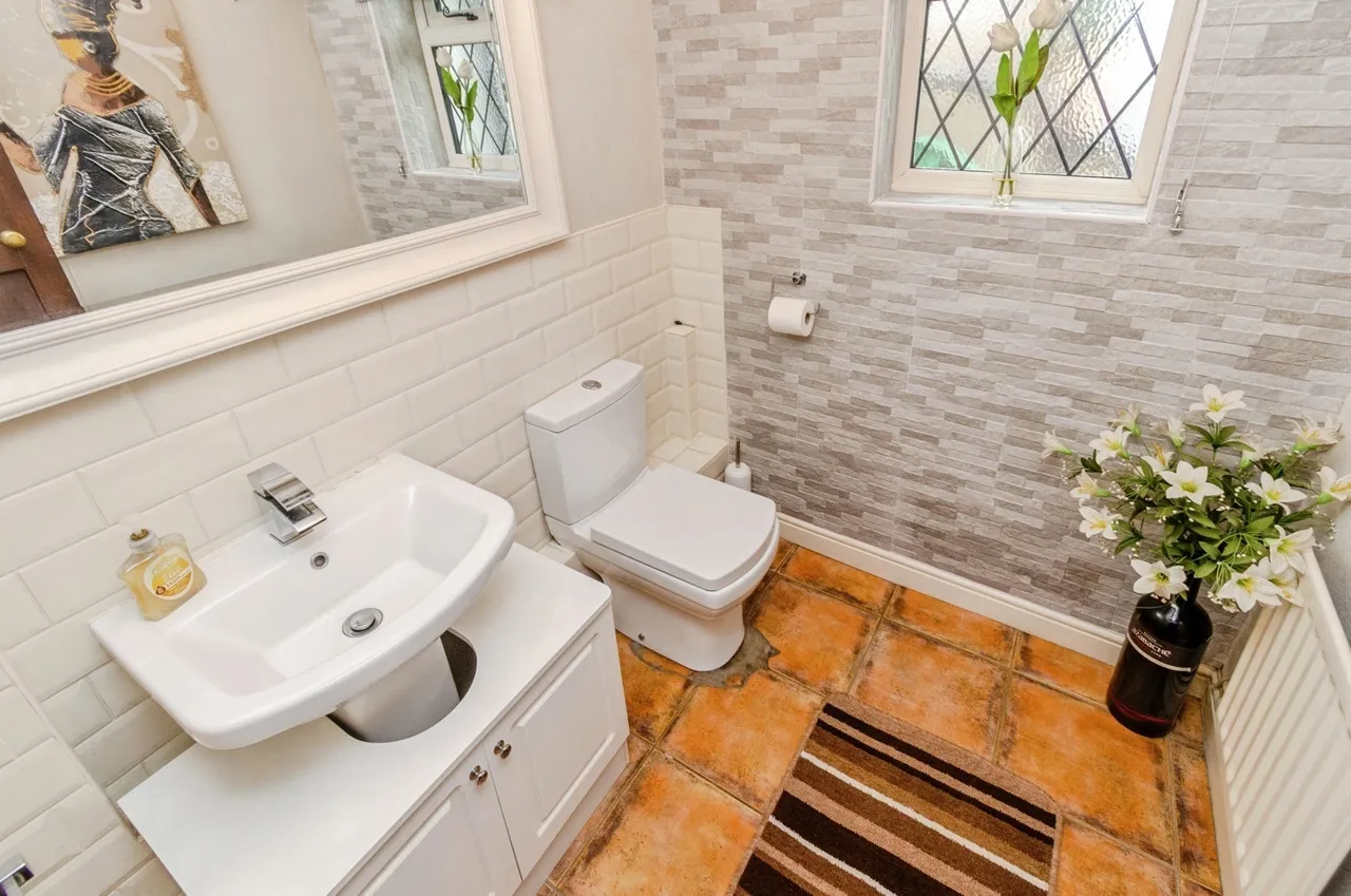 Church Road, Tettenhall Wood, WV6, photo 10