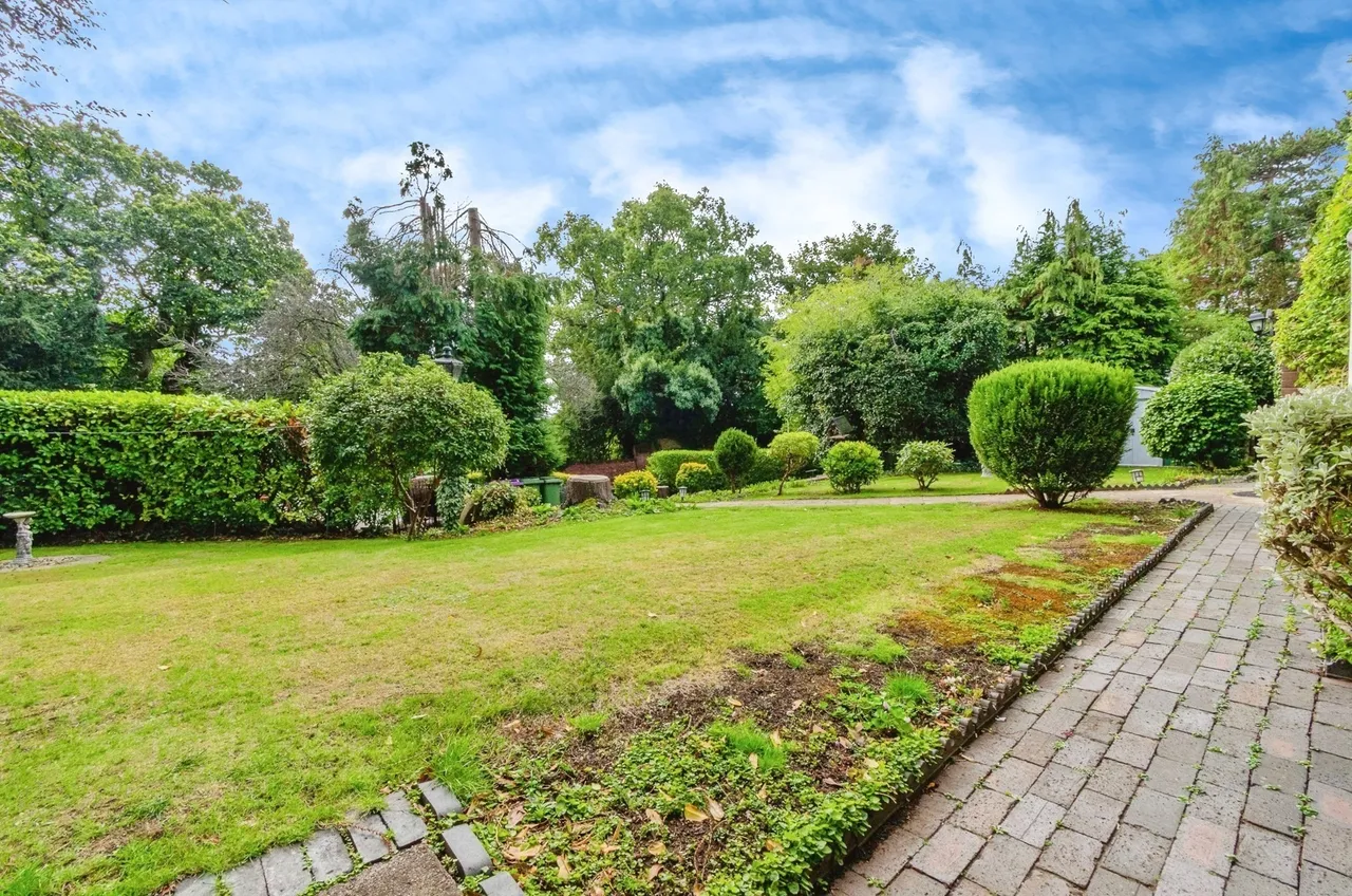 Church Road, Tettenhall Wood, WV6, photo 12