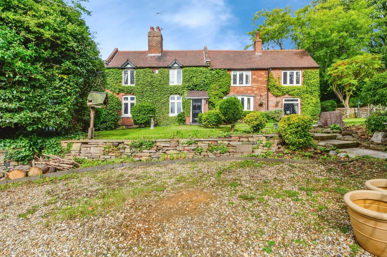 Church Road, Tettenhall Wood, WV6, photo 13