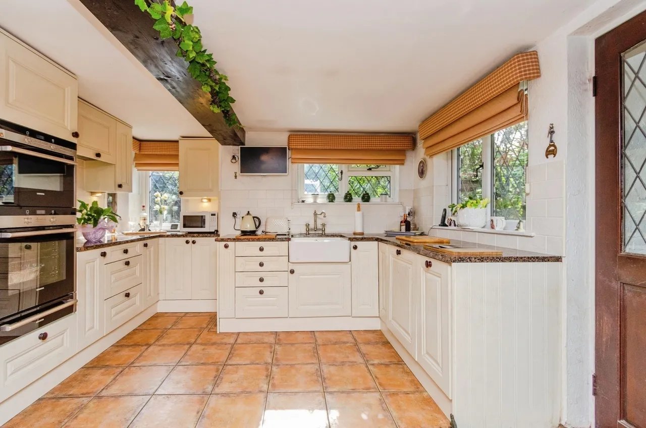 Church Road, Tettenhall Wood, WV6, photo 8