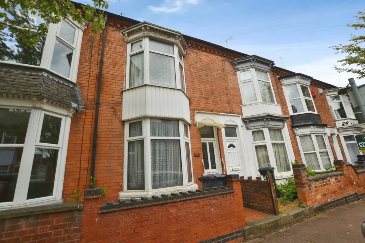2 bed house for sale — Norman Street, Leicester