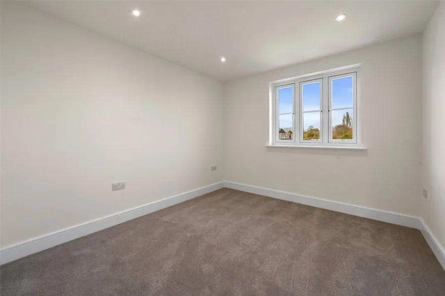 with 3 bedrooms in Perry Green, Much Hadham, SG10, photo 5