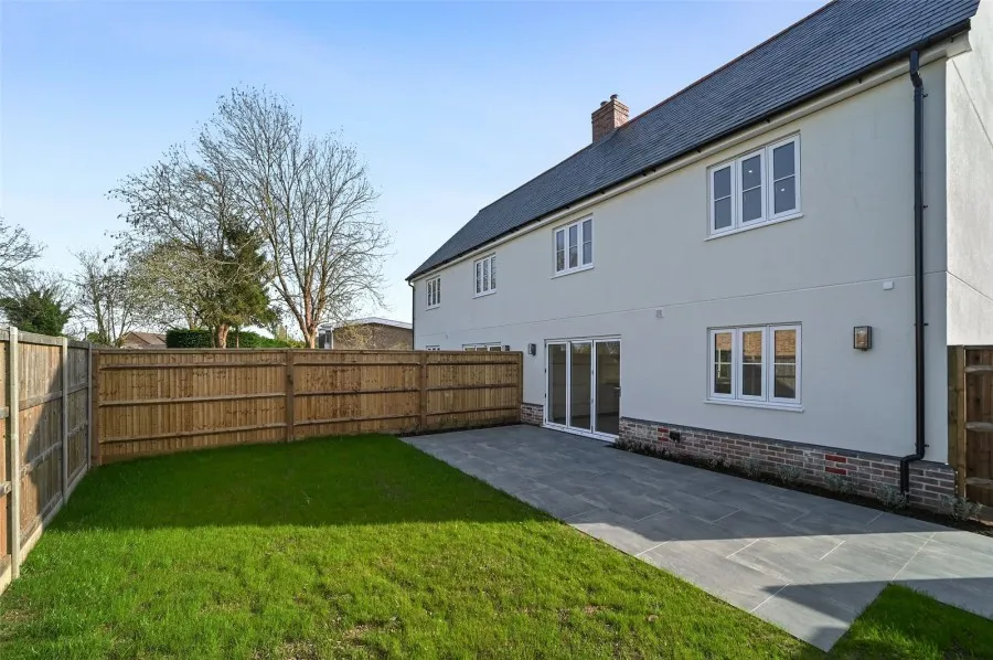 with 3 bedrooms in Perry Green, Much Hadham, SG10, photo 17