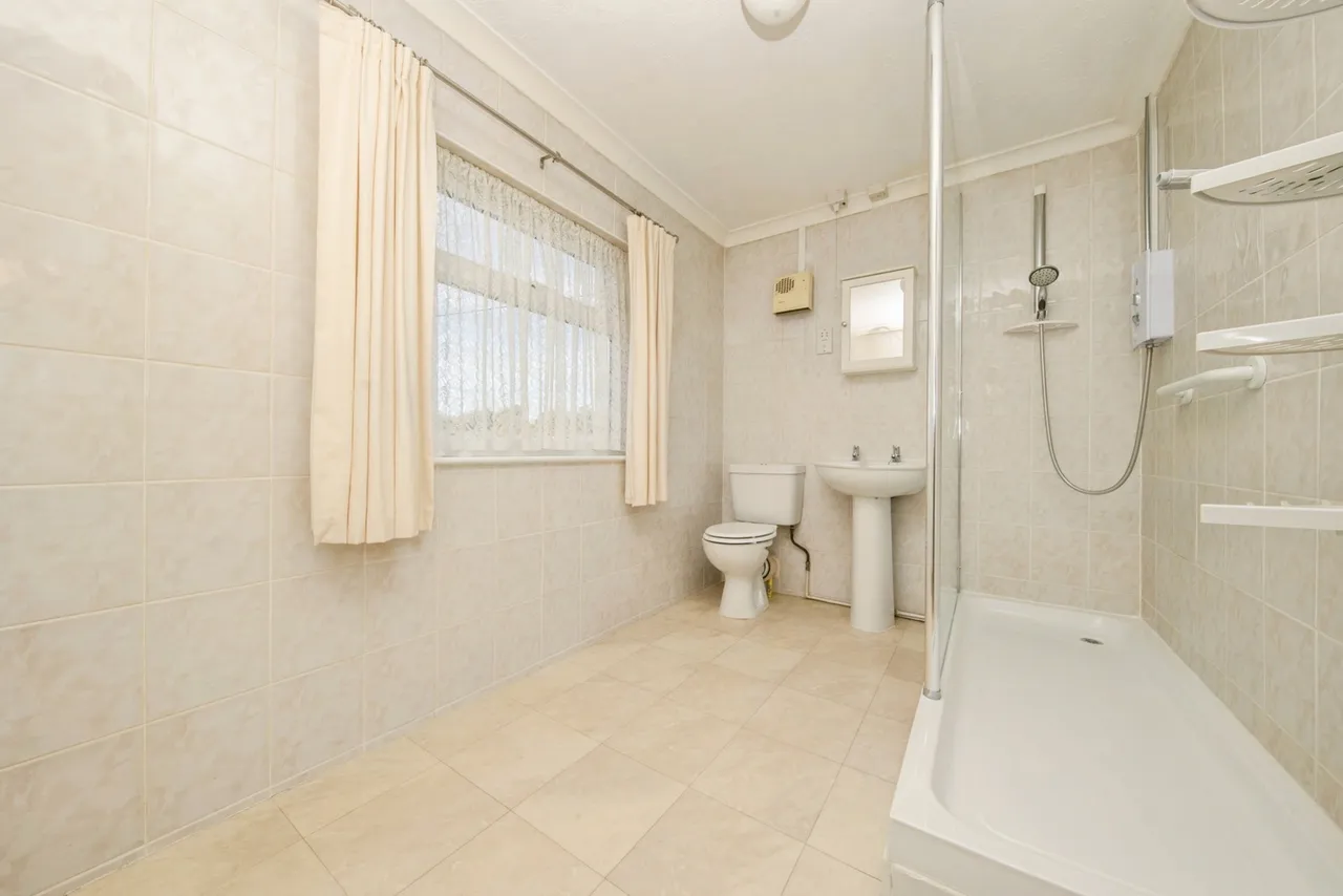 Waldingfield Road, Sudbury, Suffolk, CO10, photo 11