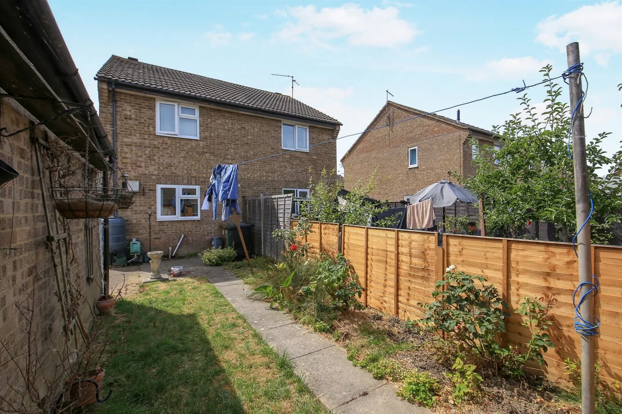 Squires Gate, Peterborough, PE4, photo 12