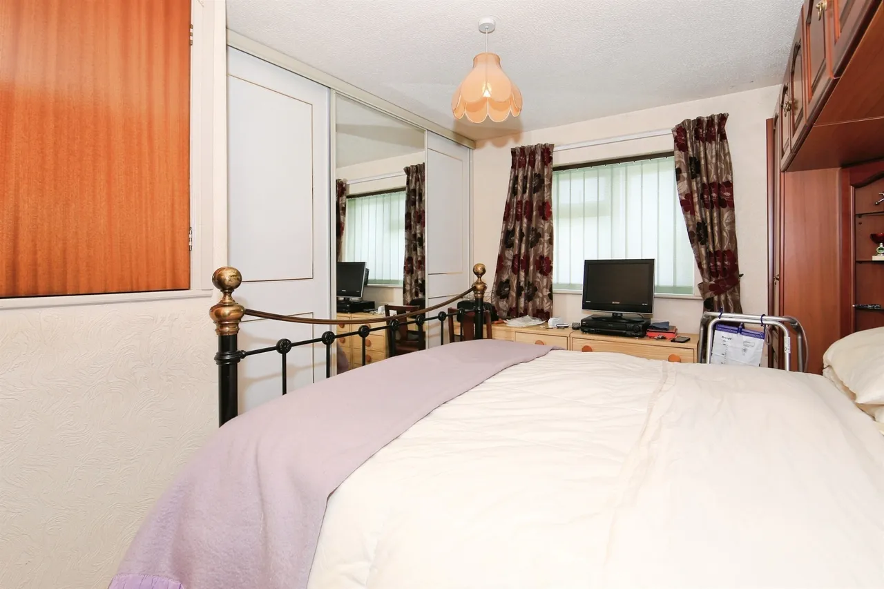 Squires Gate, Peterborough, PE4, photo 8
