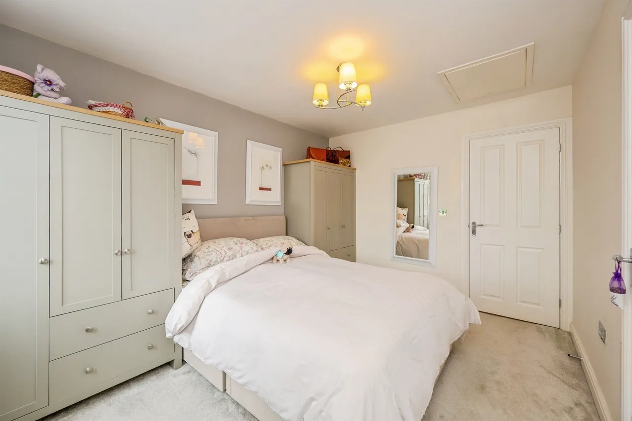 Tamworth Road, Two Gates, B77, photo 18