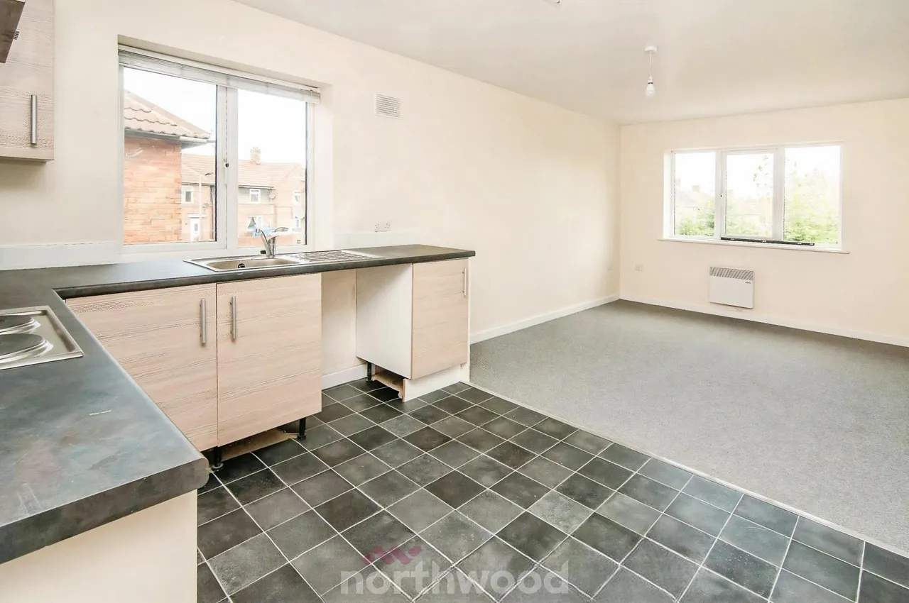 Holmes Carr Crescent, Rossington, DN11, photo 5