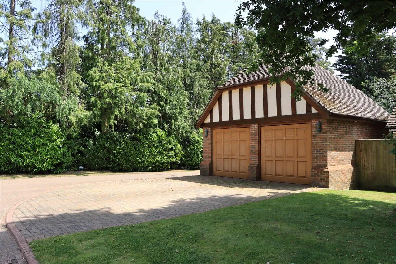 Mill End Close, Prestwood, HP16, photo 19