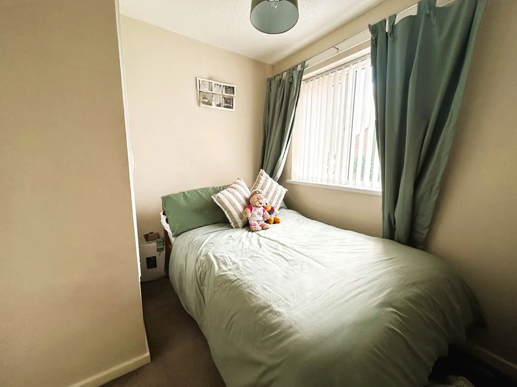 Cherwell Drive, Brownhills West, WS8, photo 9