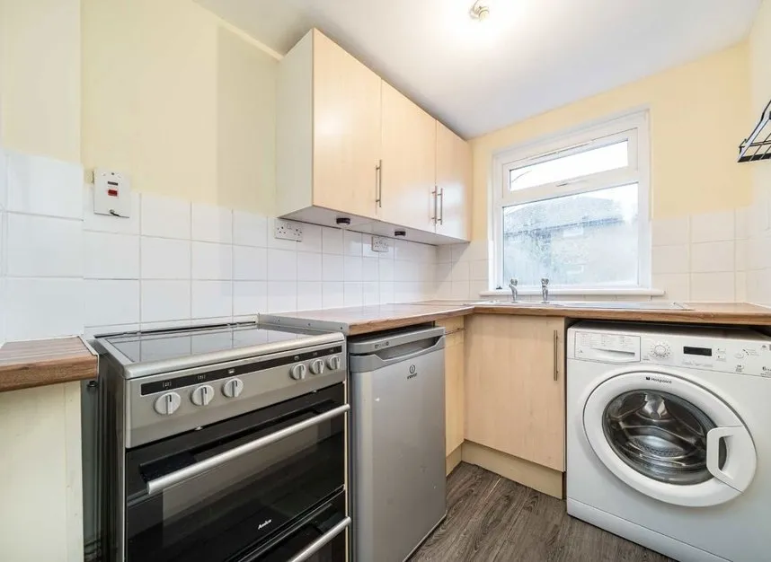 Ladywell Road, Ladywell, SE13, photo 3