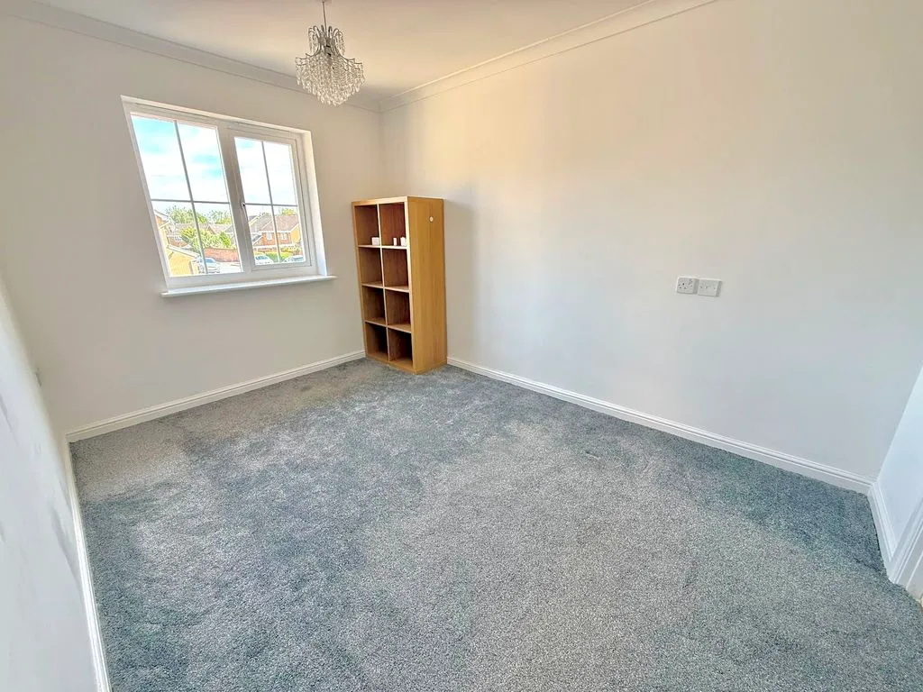 Farriers Way, Houghton Regis LU5 5FF, photo 6