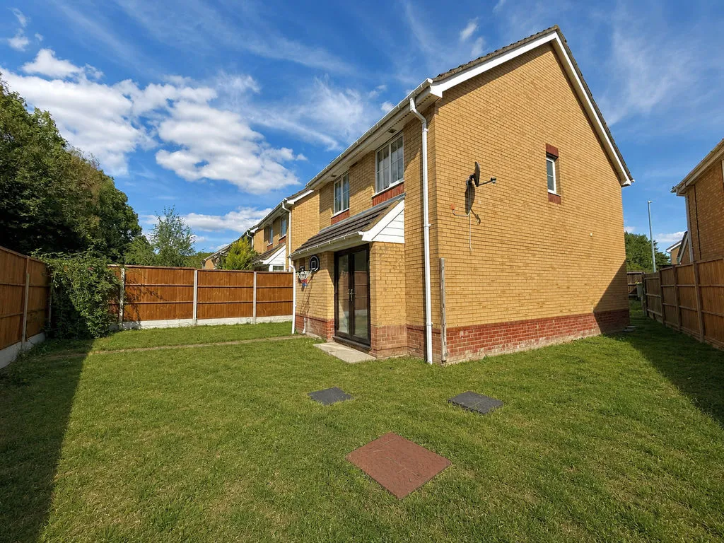 Farriers Way, Houghton Regis LU5 5FF, photo 16