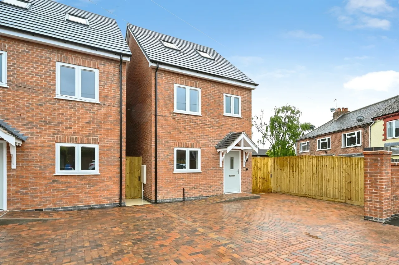 3 bed house for sale, Providence Street, Ripley, DE5