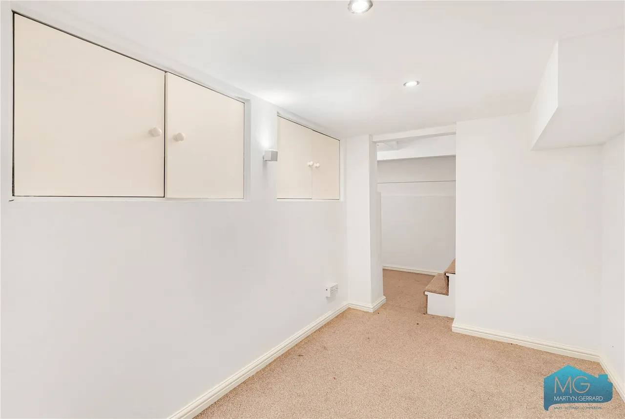 Weston Park, Crouch End, N8, photo 10