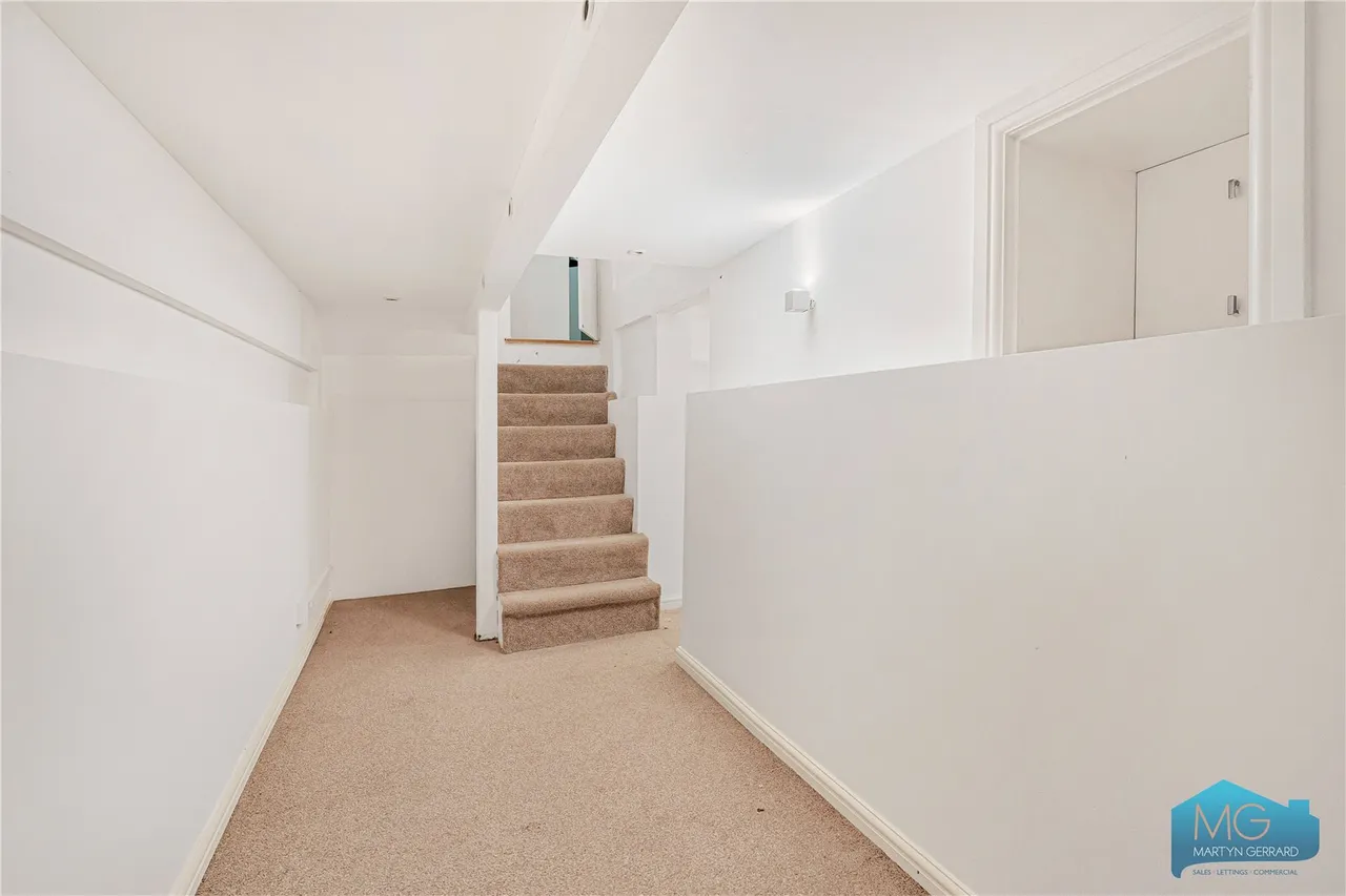 Weston Park, Crouch End, N8, photo 11
