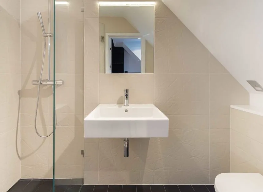 Clerkenwell Road, Clerkenwell, EC1R, photo 5