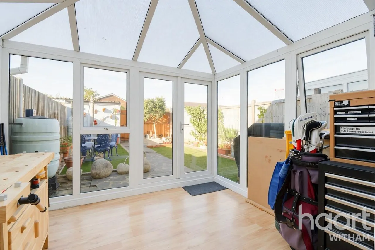 Helford Court, Witham, CM8, photo 5