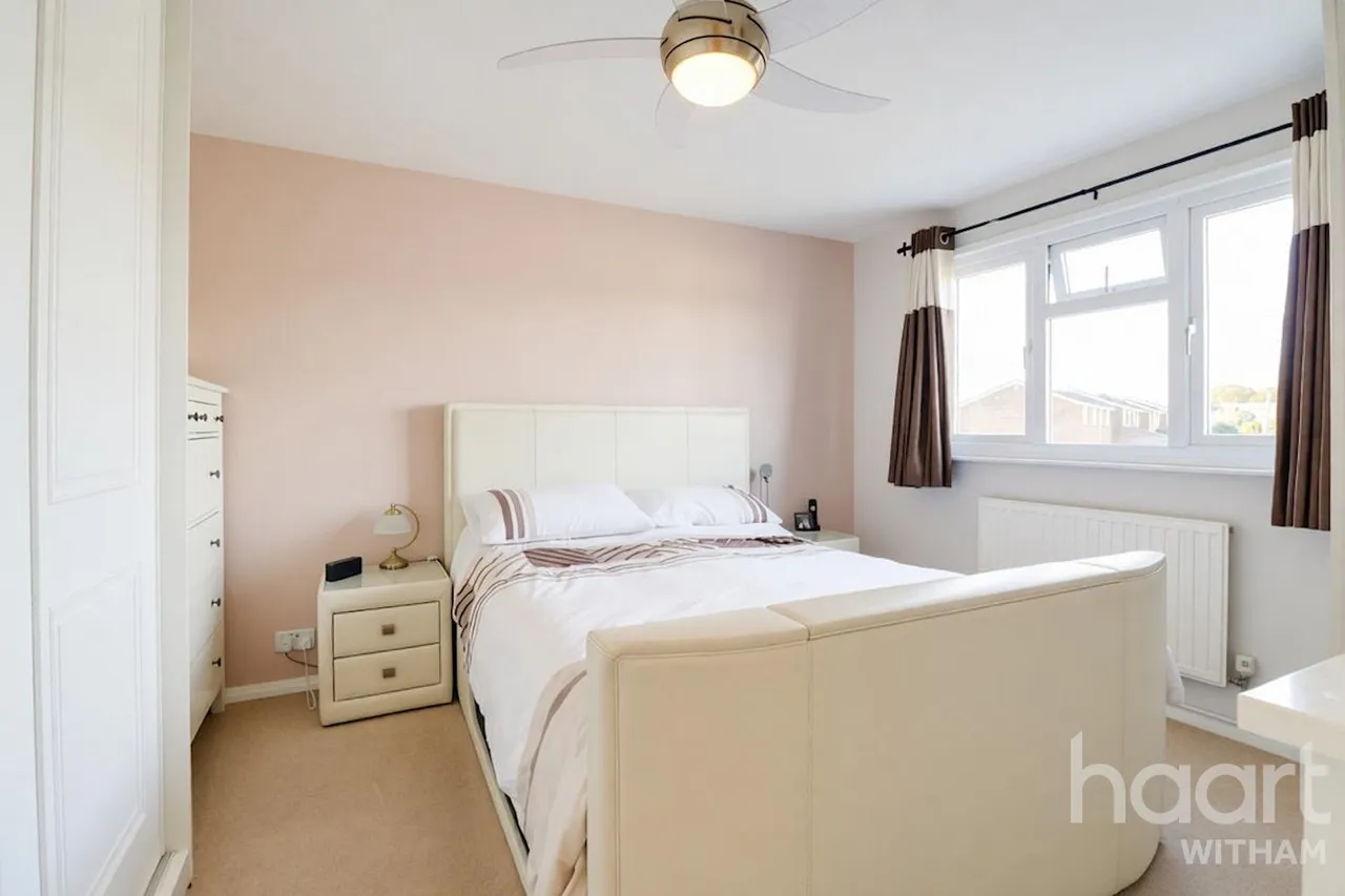 Helford Court, Witham, CM8, photo 6