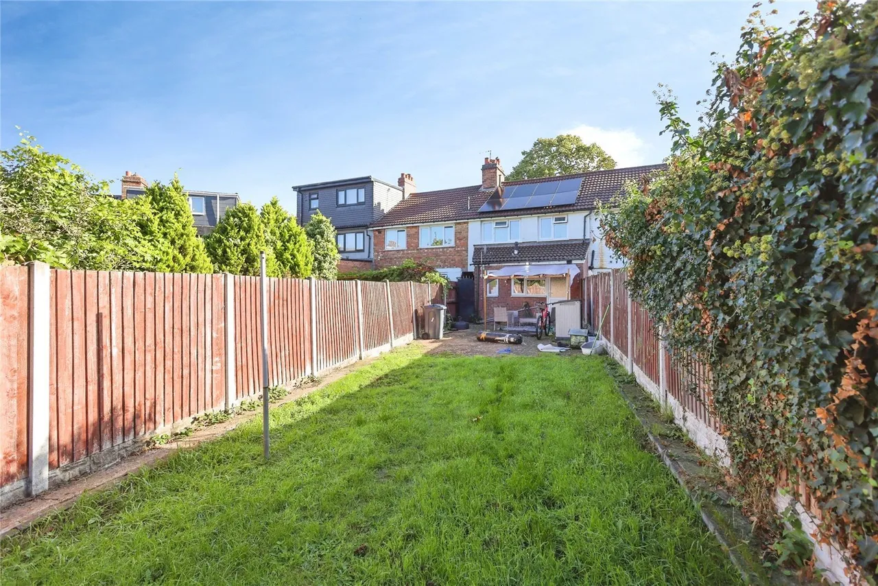 Essendon Road, Birmingham, B8, photo 4