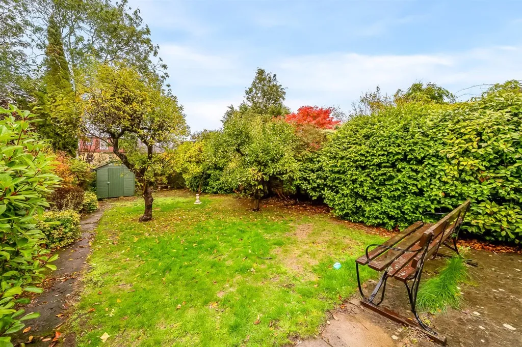 Eltham Park Gardens, SE9, photo 12