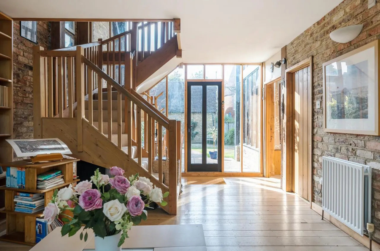 Stunning Barn Conversion, West Malling Fringes, photo 8