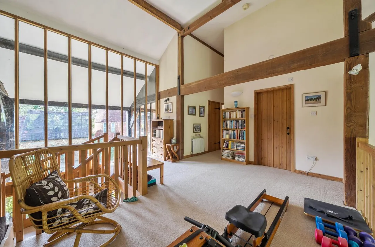 Stunning Barn Conversion, West Malling Fringes, photo 20