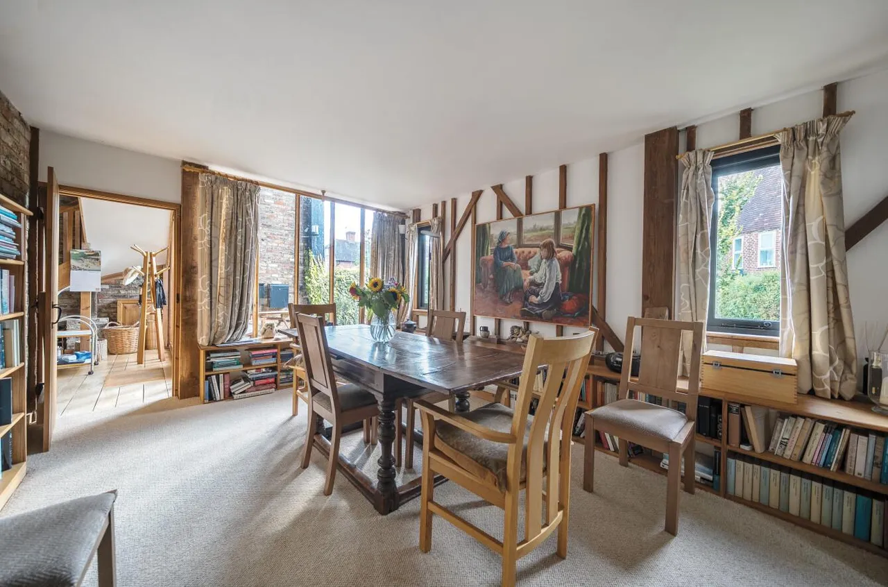 Stunning Barn Conversion, West Malling Fringes, photo 15