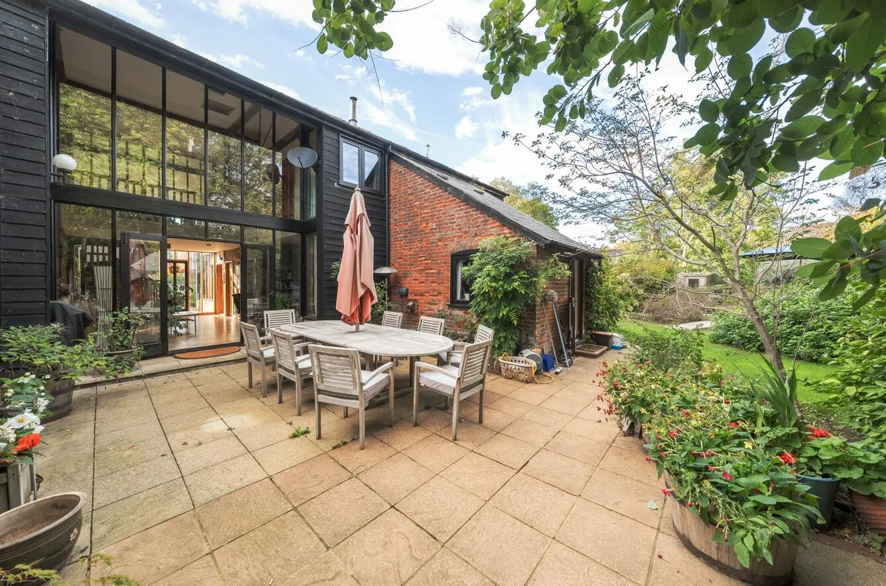 Stunning Barn Conversion, West Malling Fringes, photo 28