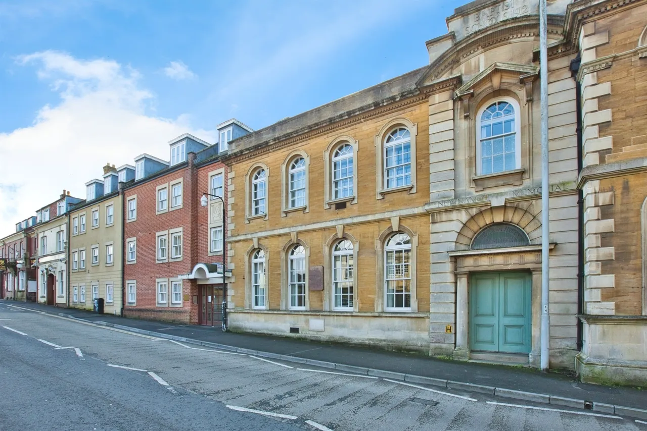 South Street, Yeovil, BA20, photo 18