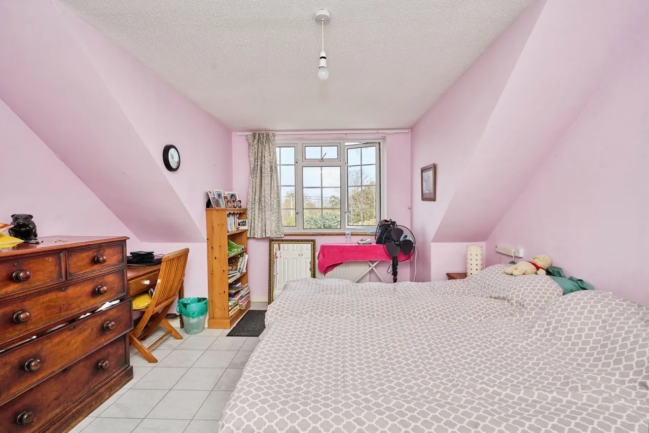 Denton Gardens, East Cowes, PO32, photo 20