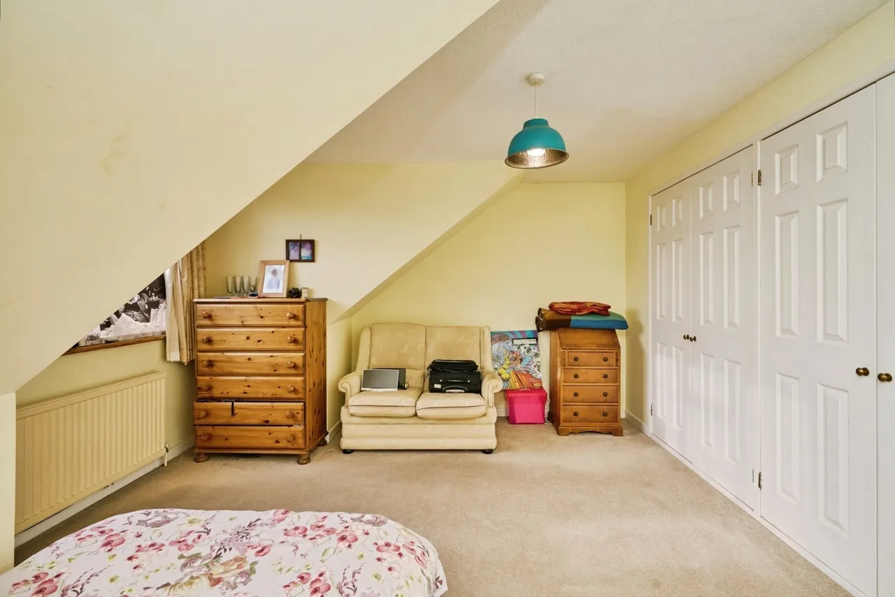 Denton Gardens, East Cowes, PO32, photo 16