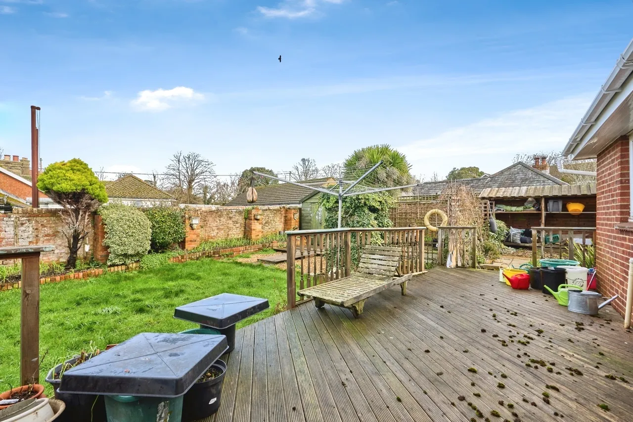Denton Gardens, East Cowes, PO32, photo 15
