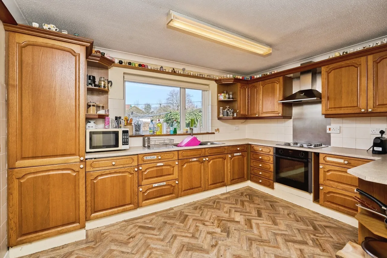 Denton Gardens, East Cowes, PO32, photo 4
