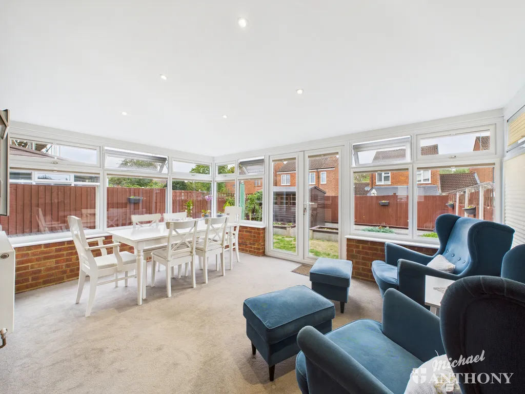 Granes End, Great Linford, Milton Keynes, MK14 5DX, photo 3