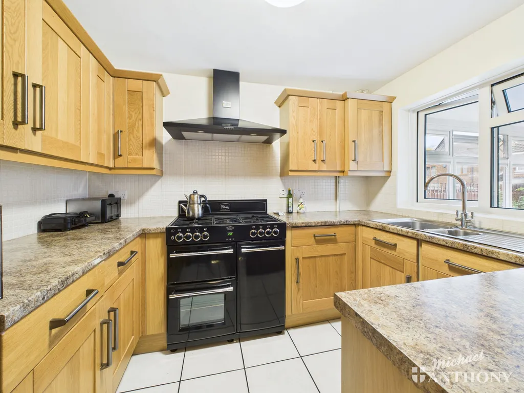 Granes End, Great Linford, Milton Keynes, MK14 5DX, photo 2