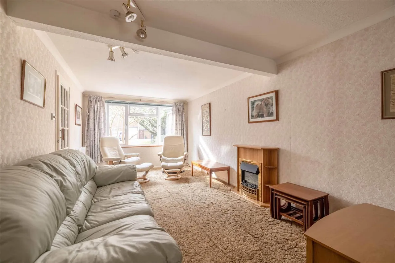 Holly Crescent, Windsor, SL4 5SL, photo 3