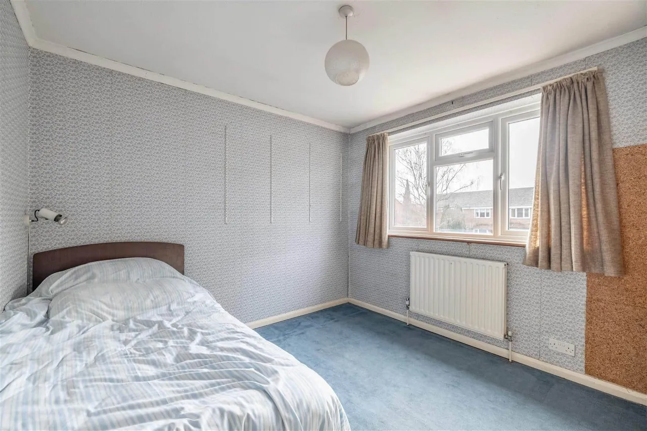 Holly Crescent, Windsor, SL4 5SL, photo 13