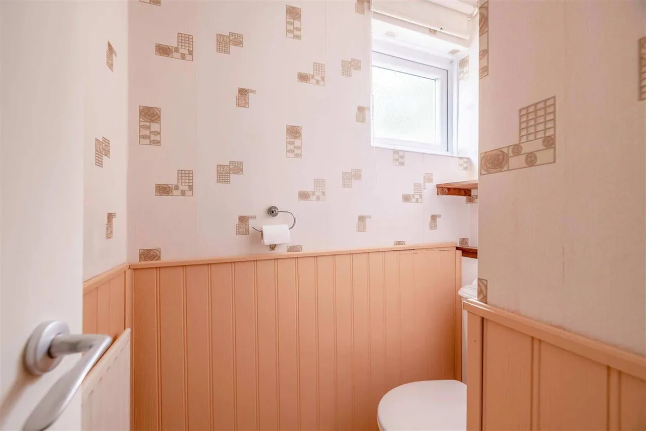 Holly Crescent, Windsor, SL4 5SL, photo 15