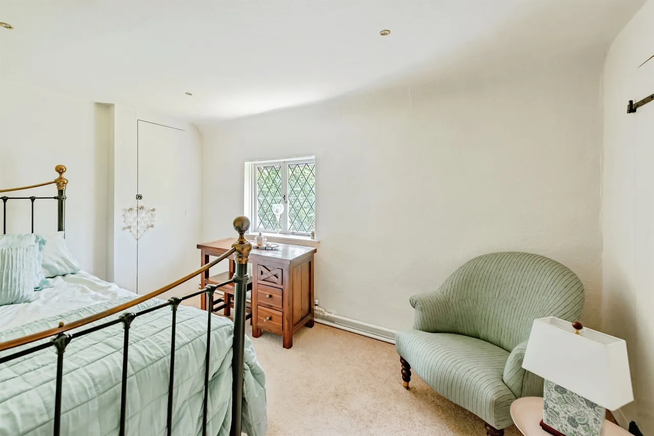 Hazelwick Mill Lane, Crawley, RH10, photo 14