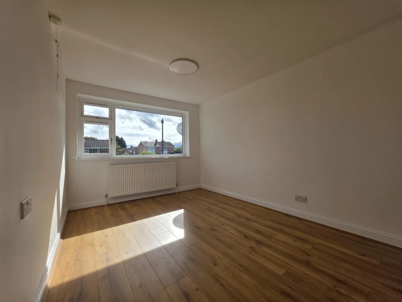 Rockland Gardens, Willenhall, WV13, photo 9