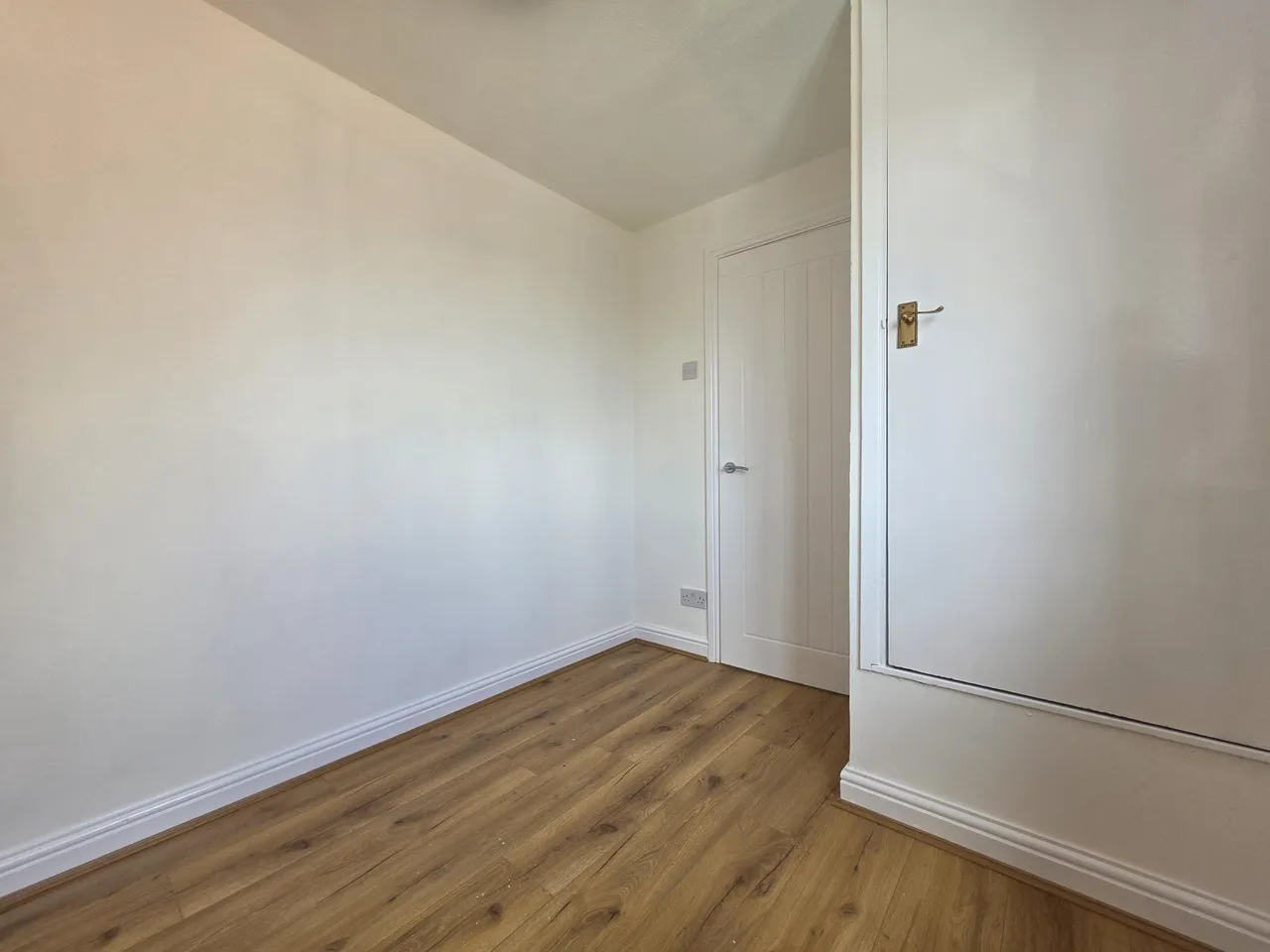 Rockland Gardens, Willenhall, WV13, photo 12