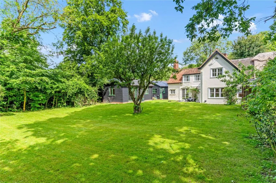 House Under Offer with 4 bedrooms in Shudy Camps, CB21, photo 10