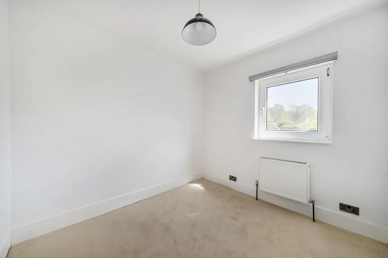 Fox Lane, BR2, photo 5