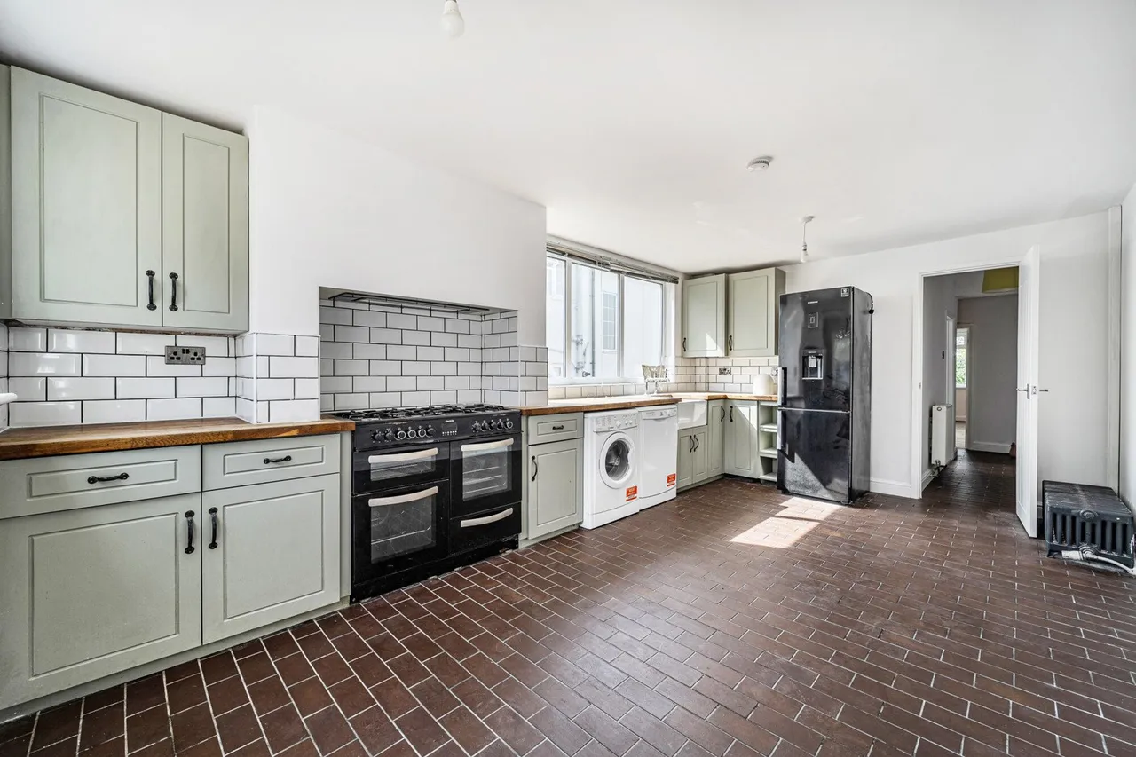 Fox Lane, BR2, photo 12